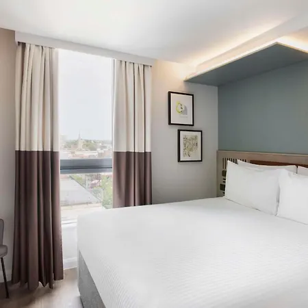 Spark By Hilton London Romford Exterior photo