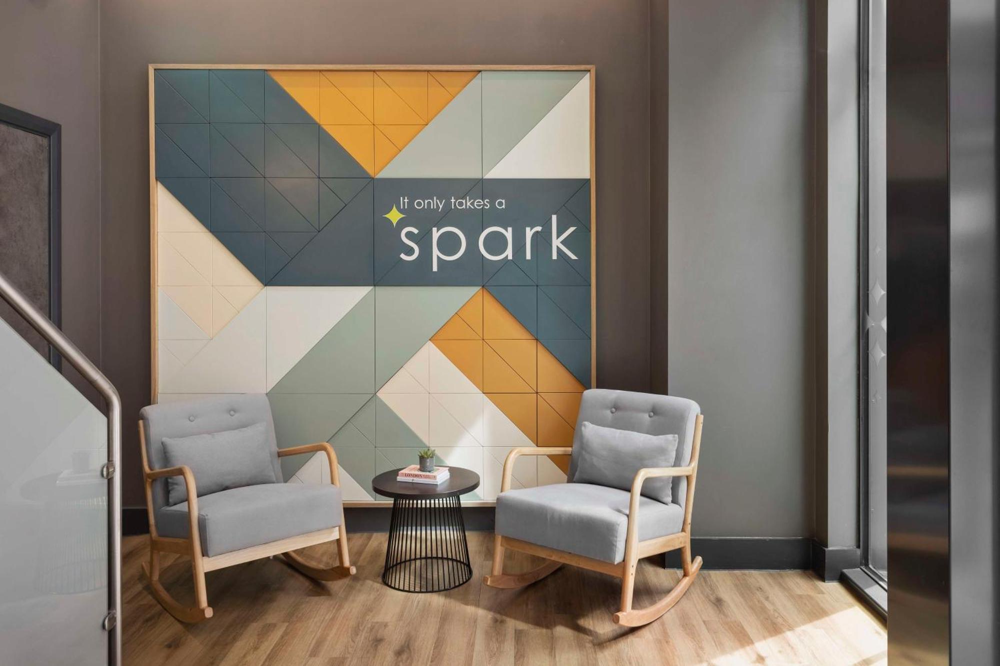 Hotel Spark By Hilton London 3*