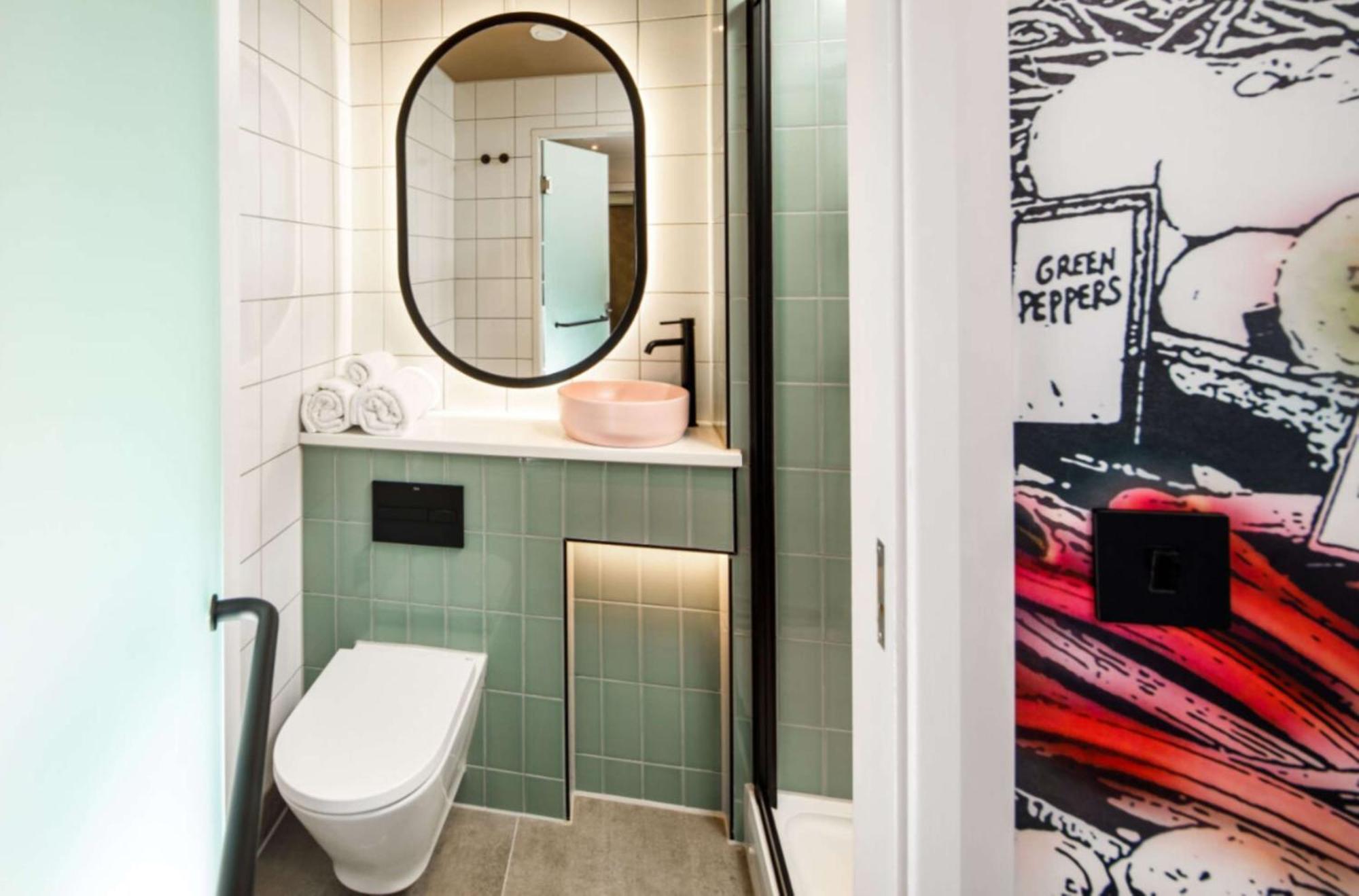 Hotel Spark By Hilton London Romford